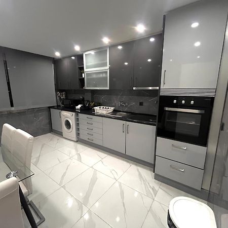 N3 Apartment อามาโดรา ภายนอก รูปภาพ